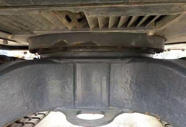 Hitachi 30 - Bager guseničar: slika 3 Hitachi 30 - Bager guseničar: slika 3