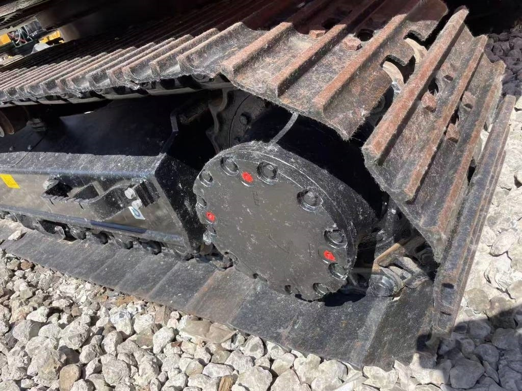 Hitachi ZX 120 - Bager guseničar: slika 3 Hitachi ZX 120 - Bager guseničar: slika 3