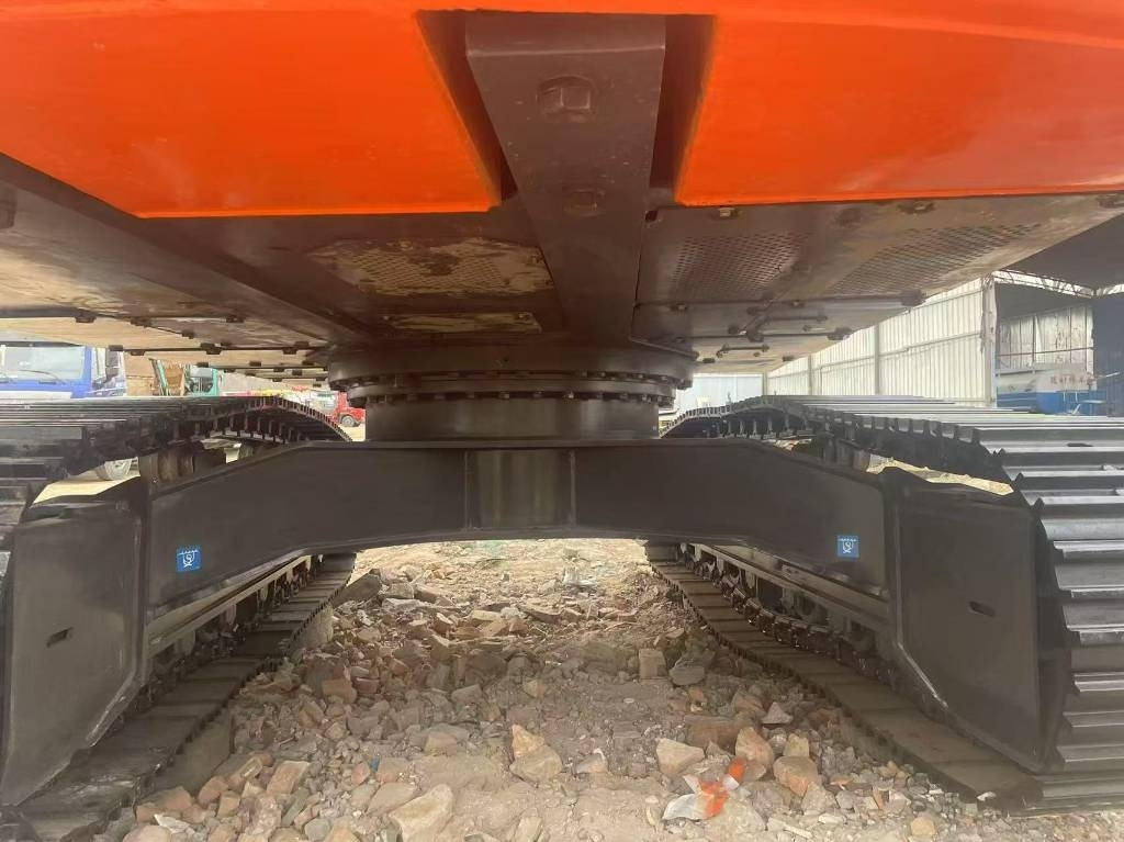 Hitachi ZX 350 - Bager guseničar: slika 3 Hitachi ZX 350 - Bager guseničar: slika 3