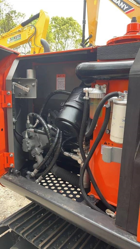 Hitachi ZX 70 - Mini bager: slika 3 Hitachi ZX 70 - Mini bager: slika 3