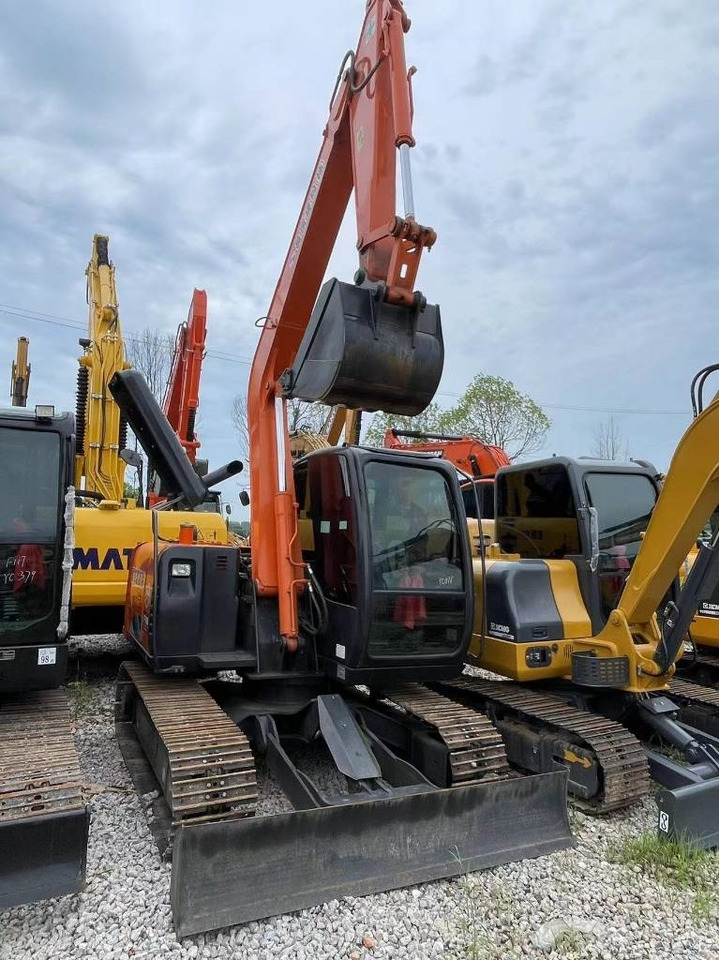 Hitachi ZX 70 - Mini bager: slika 4 Hitachi ZX 70 - Mini bager: slika 4