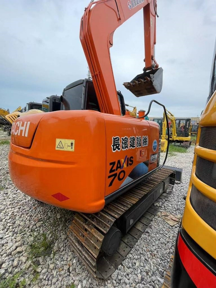 Hitachi ZX 70 - Mini bager: slika 2 Hitachi ZX 70 - Mini bager: slika 2