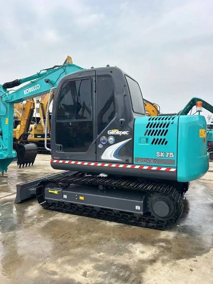 Kobelco SK 75 - Bager guseničar: slika 1 Kobelco SK 75 - Bager guseničar: slika 1