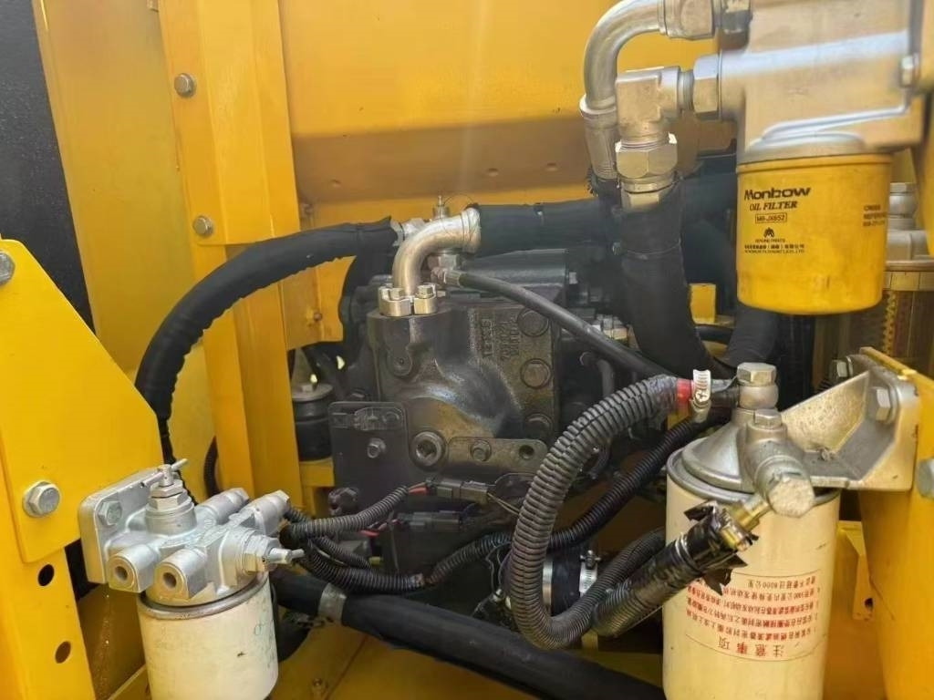 Komatsu PC 130 - Bager guseničar: slika 3 Komatsu PC 130 - Bager guseničar: slika 3