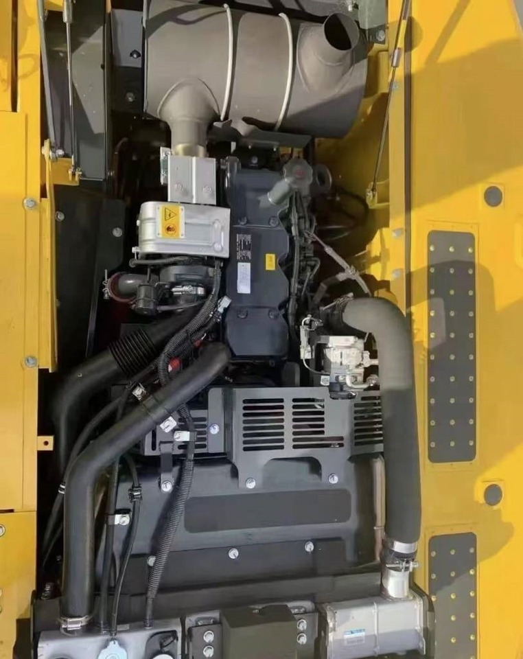 Komatsu PC 200-8 - Bager guseničar: slika 2 Komatsu PC 200-8 - Bager guseničar: slika 2