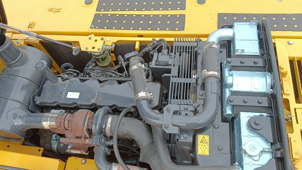 Komatsu PC 220-7  - Bager guseničar: slika 3 Komatsu PC 220-7  - Bager guseničar: slika 3
