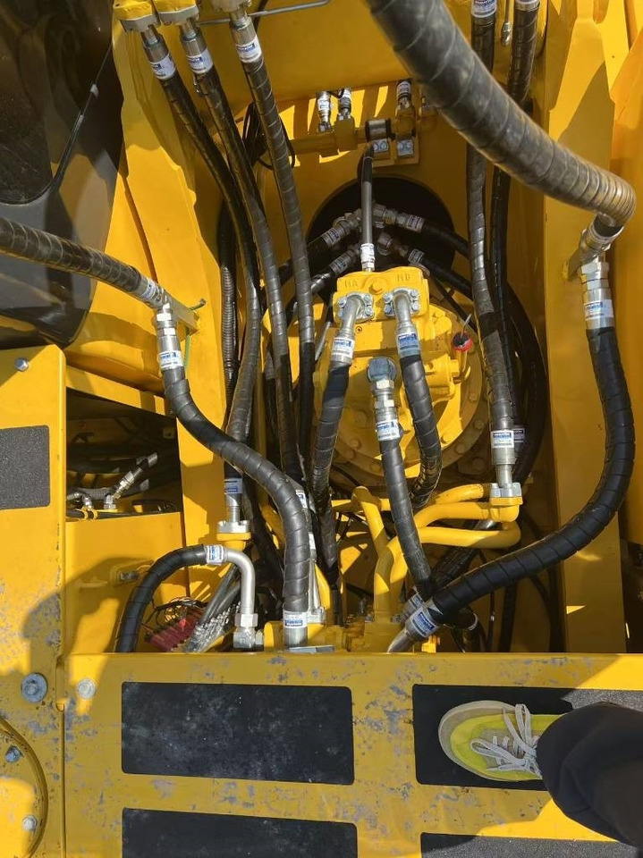 Komatsu PC 300  - Bager guseničar: slika 5 Komatsu PC 300  - Bager guseničar: slika 5