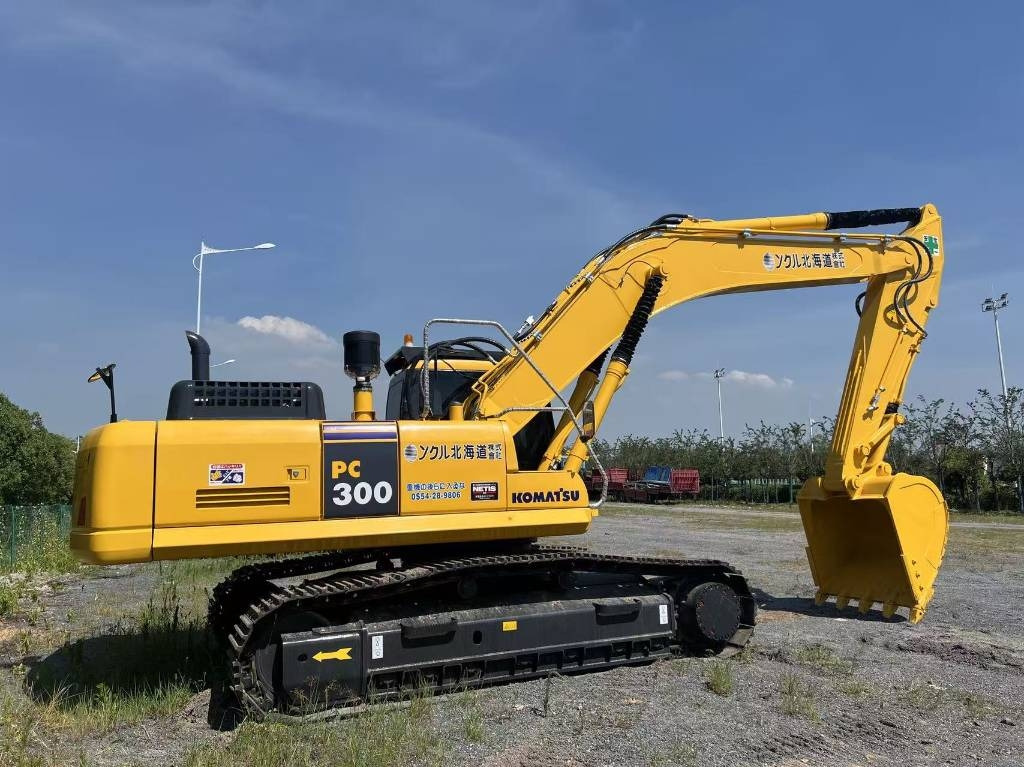 Komatsu PC 300  - Bager guseničar: slika 1 Komatsu PC 300  - Bager guseničar: slika 1