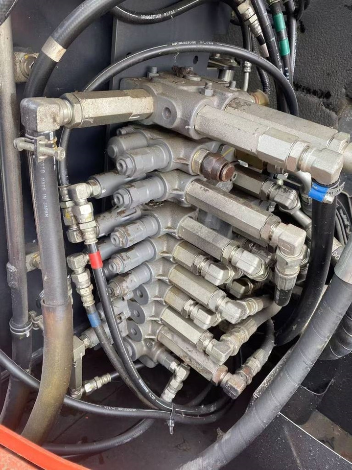 Kubota 155 - Mini bager: slika 5 Kubota 155 - Mini bager: slika 5