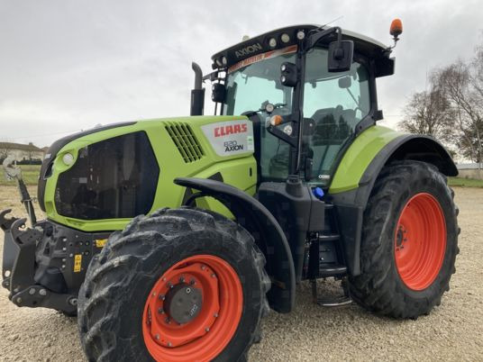 Claas AXION 820 CEBIS - Traktor: slika 1 Claas AXION 820 CEBIS - Traktor: slika 1
