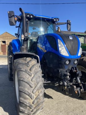 New Holland T7.210 - Traktor: slika 1 New Holland T7.210 - Traktor: slika 1