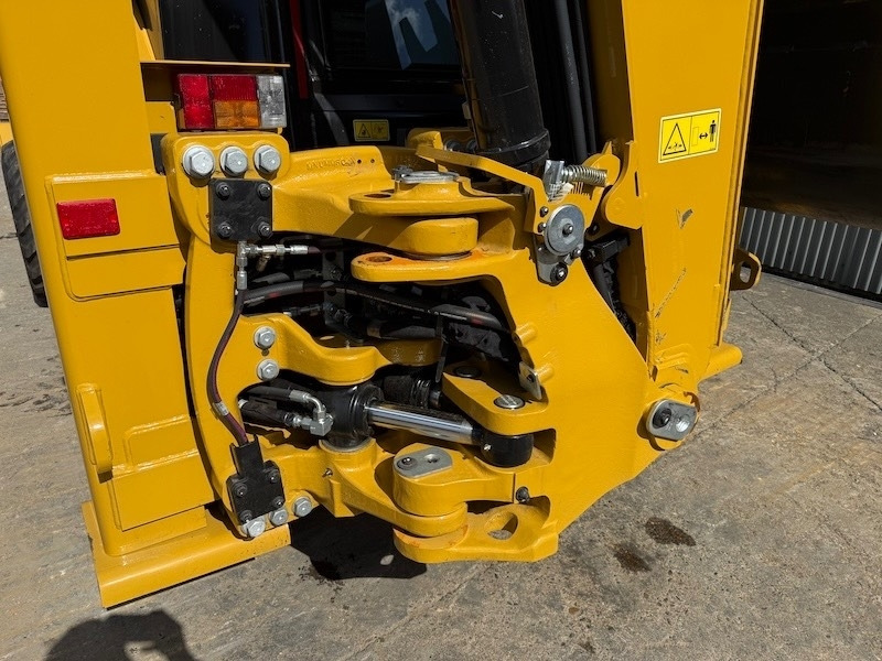 Novu Bager utovarivač CAT 424: slika 7 Novu Bager utovarivač CAT 424: slika 7