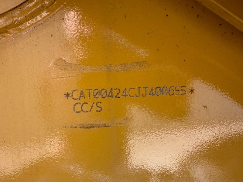 Novu Bager utovarivač CAT 424: slika 9 Novu Bager utovarivač CAT 424: slika 9