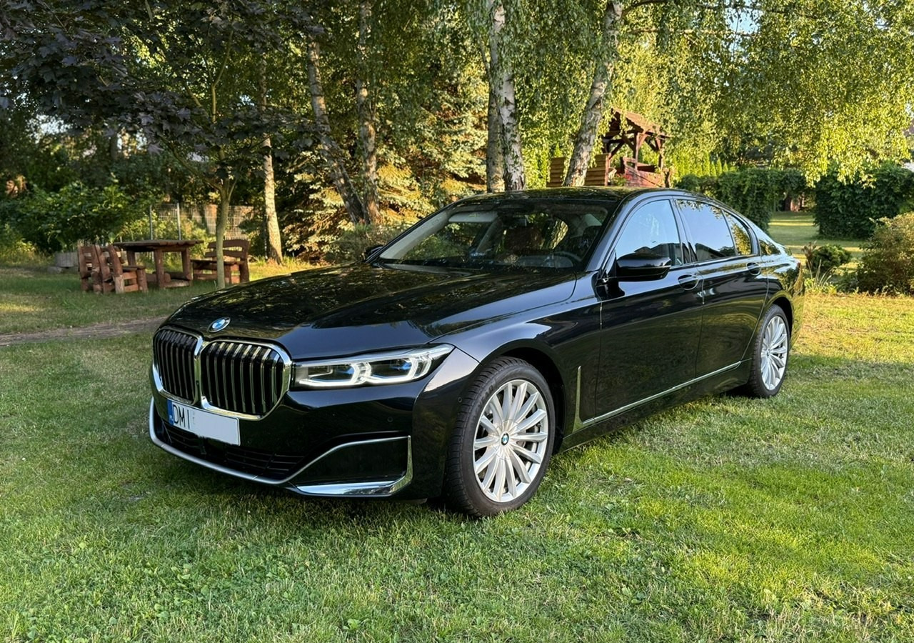 BMW SERIA 7 II (G11/G12) BMW SERIA 7 740d Xdrive 340KM Luxury+Exclusive Masaże Adaptiv Oś Lasery 2022 FV2 - Limuzina: slika 3 BMW SERIA 7 II (G11/G12) BMW SERIA 7 740d Xdrive 340KM Luxury+Exclusive Masaże Adaptiv Oś Lasery 2022 FV2 - Limuzina: slika 3
