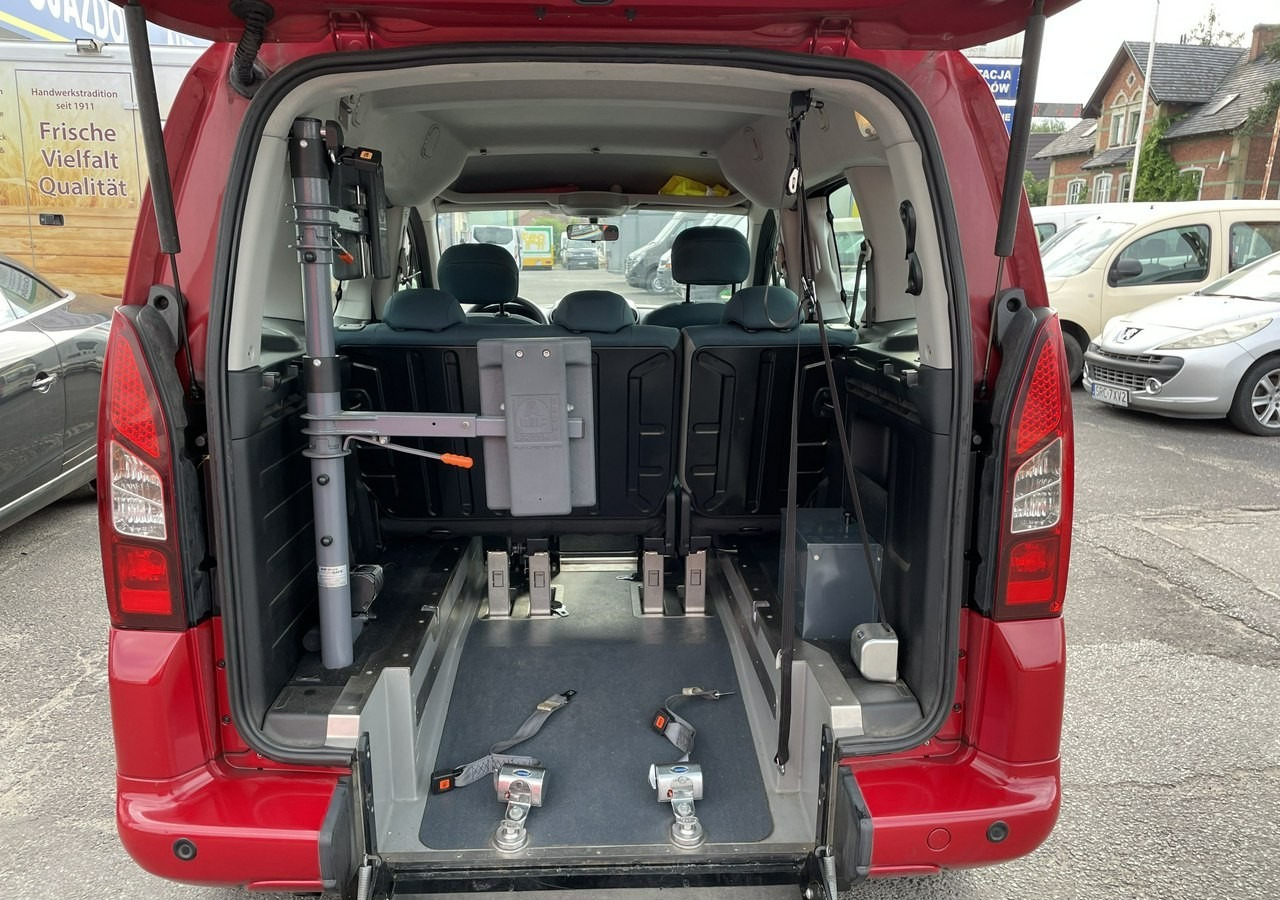 Automobil Citroen Berlingo II Berlingo 1.6 do przewozu Niepełnosprawnych inwalida rampa 2018: slika 8