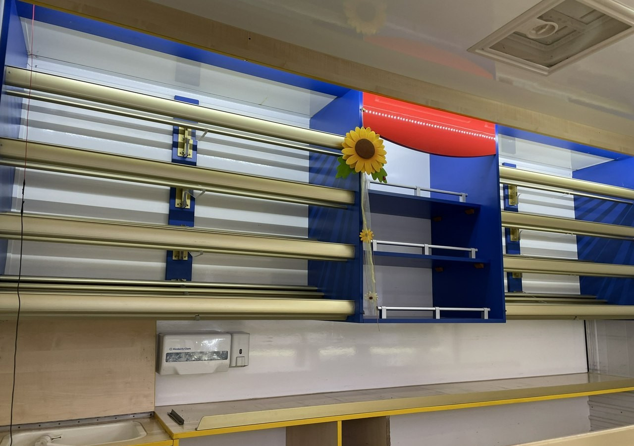 Citroen Jumper Autosklep pieczywa Sklep bar Gastronomiczny Food Truck Foodtruck 200 - Hrana kamion: slika 2 Citroen Jumper Autosklep pieczywa Sklep bar Gastronomiczny Food Truck Foodtruck 200 - Hrana kamion: slika 2