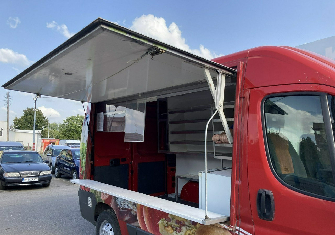 Citroen Jumper Jumper Autosklep Gastronomiczny Food Truck Foodtruck sklep bar 2015 - Hrana kamion: slika 4 Citroen Jumper Jumper Autosklep Gastronomiczny Food Truck Foodtruck sklep bar 2015 - Hrana kamion: slika 4