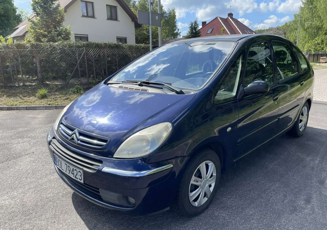 Citroen Xsara Picasso Citroen Xsara Picasso 1.6HDI-110KM Klima tempomat 2006 - Automobil: slika 1 Citroen Xsara Picasso Citroen Xsara Picasso 1.6HDI-110KM Klima tempomat 2006 - Automobil: slika 1