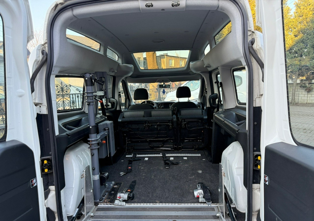Fiat Doblo II Doblo 1.6-120KM dla Niepełnosprawnych RAMPA Inwalida Model 2020 - Automobil: slika 3 Fiat Doblo II Doblo 1.6-120KM dla Niepełnosprawnych RAMPA Inwalida Model 2020 - Automobil: slika 3