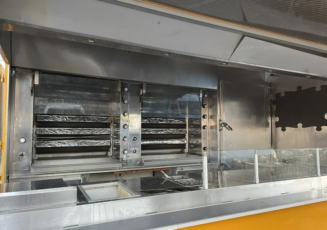 Fiat Ducato Autosklep Autogrill Gastronomiczny Food Truck Foodtruck 68tkm 3500 - Hrana kamion: slika 3 Fiat Ducato Autosklep Autogrill Gastronomiczny Food Truck Foodtruck 68tkm 3500 - Hrana kamion: slika 3