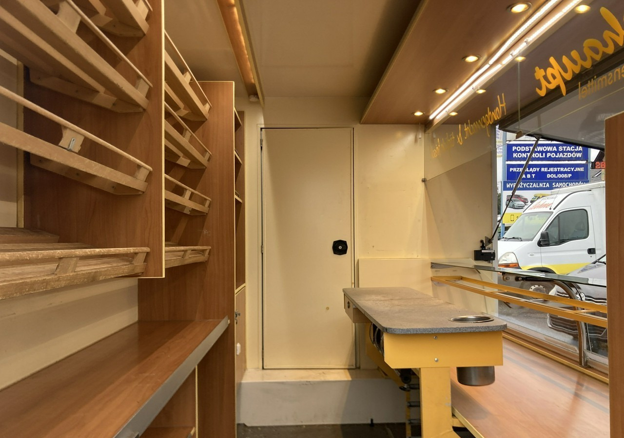 Fiat Ducato Autosklep pieczy Gastronomiczny Food Truck Foodtruck sklep bar 2013 - Hrana kamion: slika 5 Fiat Ducato Autosklep pieczy Gastronomiczny Food Truck Foodtruck sklep bar 2013 - Hrana kamion: slika 5