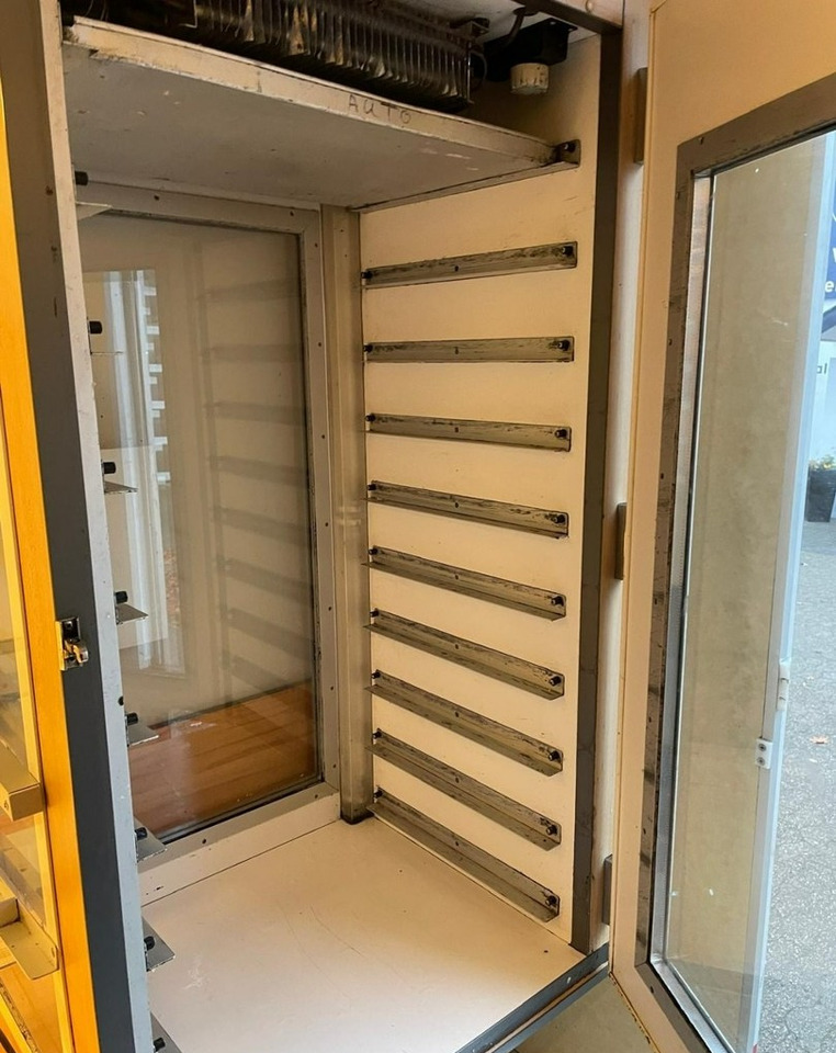 Fiat Ducato Autosklep pieczywa Gastronomiczny Food Truck Foodtruck sklep Borco - Hrana kamion: slika 4 Fiat Ducato Autosklep pieczywa Gastronomiczny Food Truck Foodtruck sklep Borco - Hrana kamion: slika 4