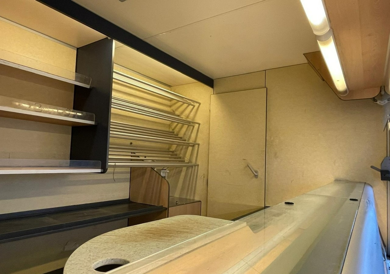 Fiat Ducato Autosklep pieczywa Gastronomiczny Food Truck Foodtruck sklep Borco - Hrana kamion: slika 3 Fiat Ducato Autosklep pieczywa Gastronomiczny Food Truck Foodtruck sklep Borco - Hrana kamion: slika 3