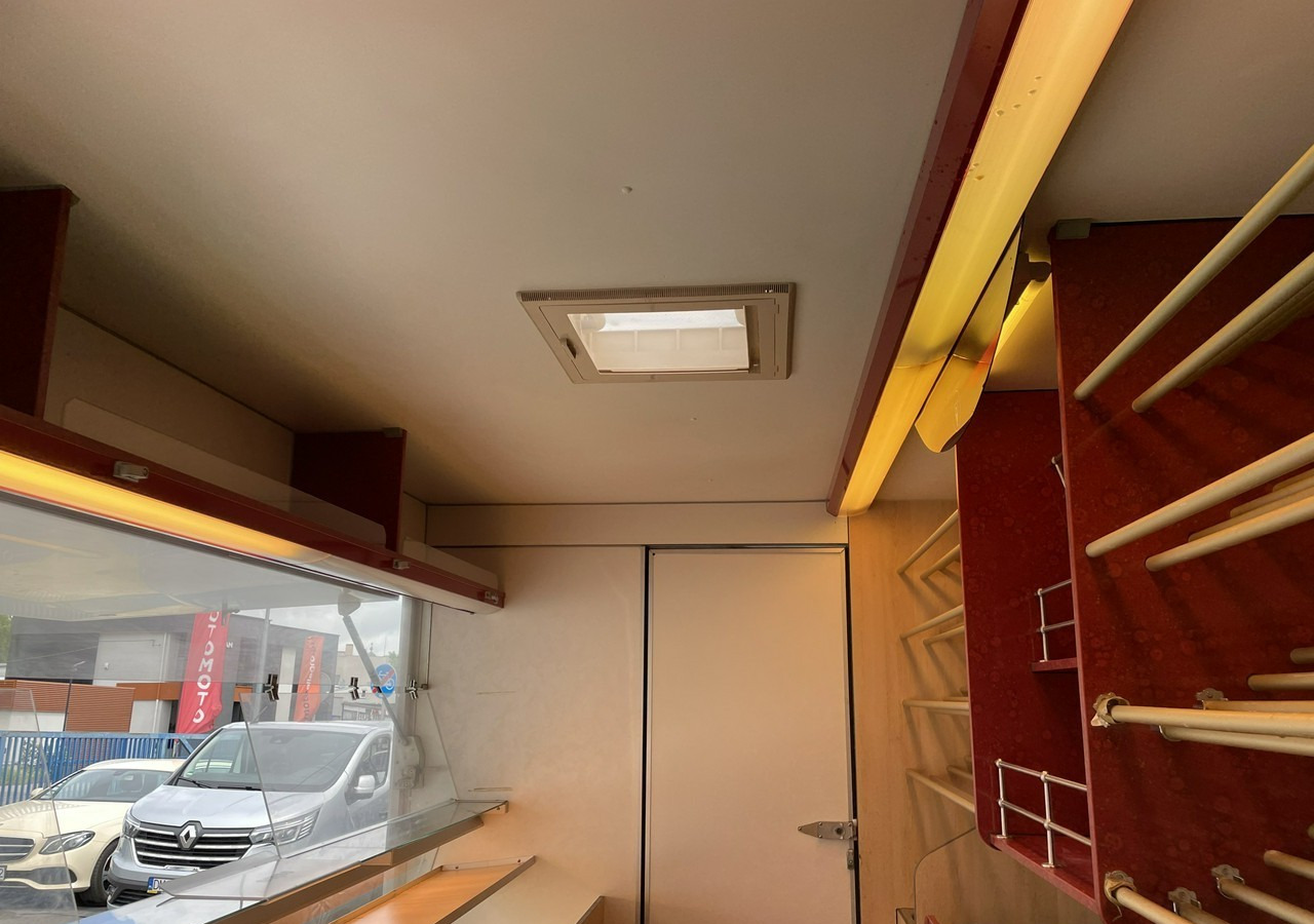 Hrana kamion Fiat Ducato Autosklep pieczywa Gastronomiczny Food Truck Foodtruck sklep Borco: slika 11 Hrana kamion Fiat Ducato Autosklep pieczywa Gastronomiczny Food Truck Foodtruck sklep Borco: slika 11