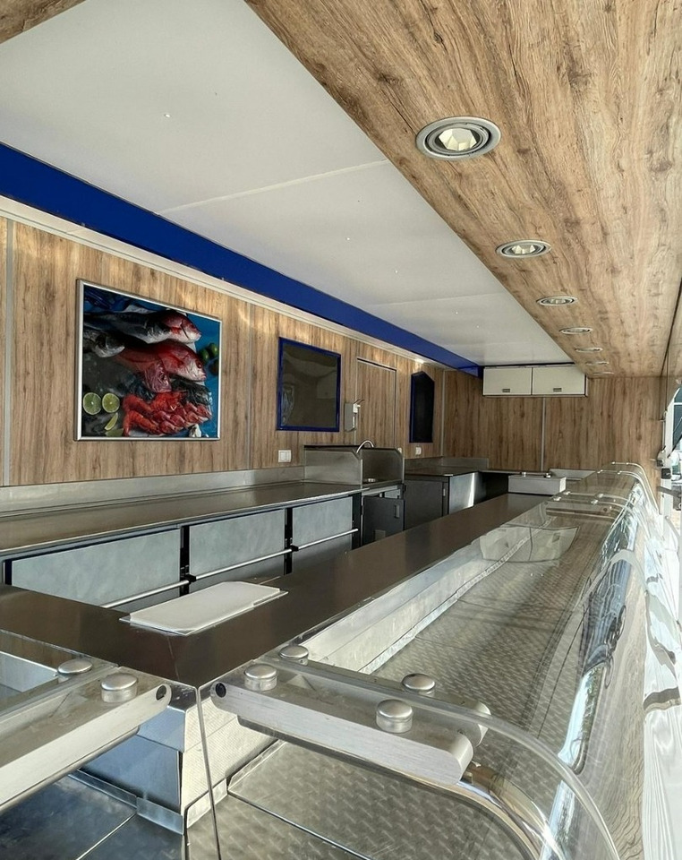 Fiat Ducato Autosklep wędlin Gastronomiczna food truck foodtruck sklep Borco 201 - Hrana kamion: slika 4 Fiat Ducato Autosklep wędlin Gastronomiczna food truck foodtruck sklep Borco 201 - Hrana kamion: slika 4