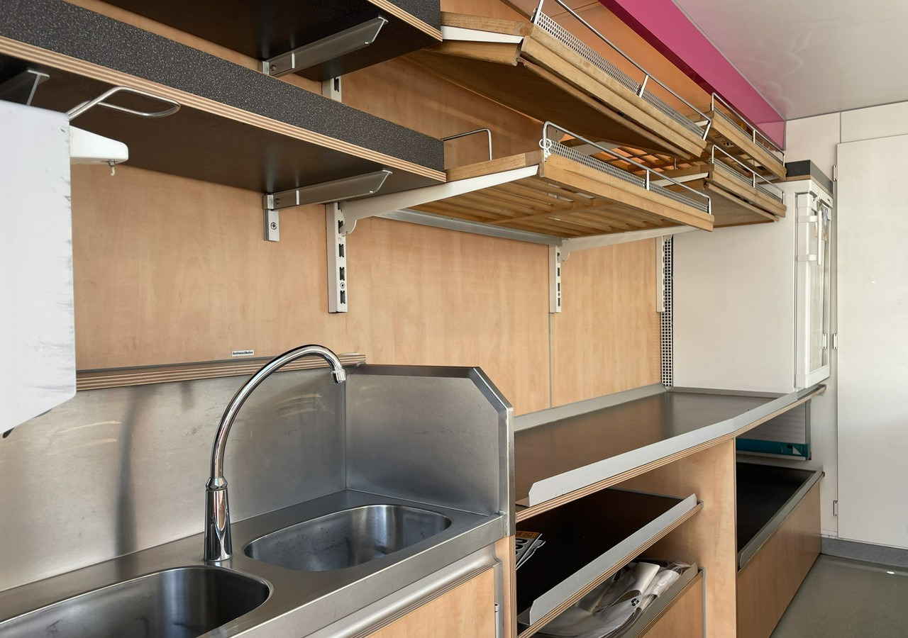 Fiat Ducato Ducato Autosklep Gastronomiczny Food Truck Foodtruck sklep Borco 200 - Hrana kamion: slika 5 Fiat Ducato Ducato Autosklep Gastronomiczny Food Truck Foodtruck sklep Borco 200 - Hrana kamion: slika 5