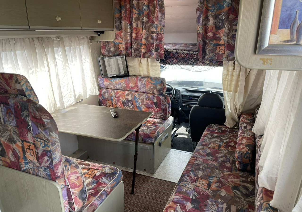 Ford Transit Ford Transit Kamper 5-osobowy GRANDUCA 560 - Alkoven kamper: slika 2 Ford Transit Ford Transit Kamper 5-osobowy GRANDUCA 560 - Alkoven kamper: slika 2