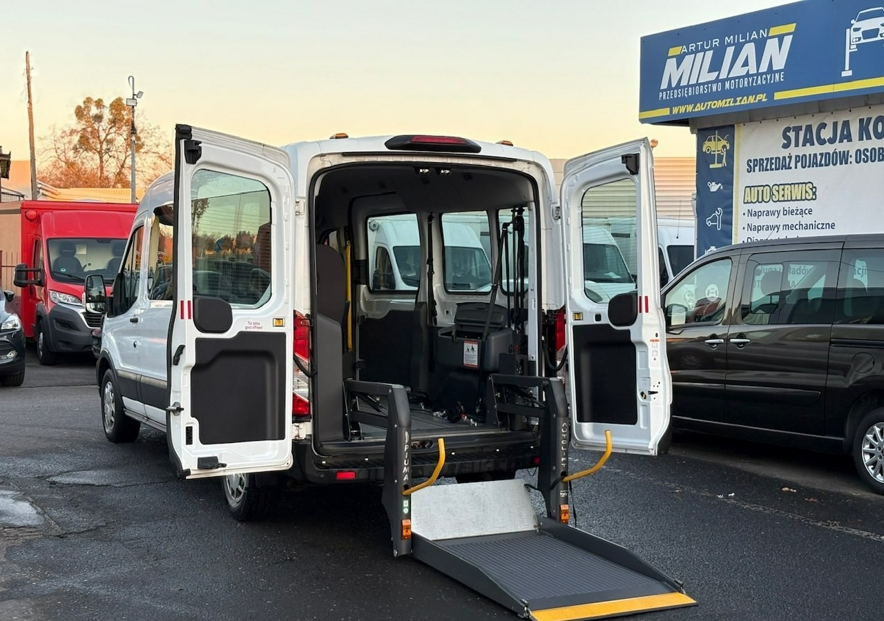 Ford Transit VIII Transit do przewozu Niepełnosprawnych 3 Wózki inwalida Rrampa 2020 - Automobil: slika 1 Ford Transit VIII Transit do przewozu Niepełnosprawnych 3 Wózki inwalida Rrampa 2020 - Automobil: slika 1