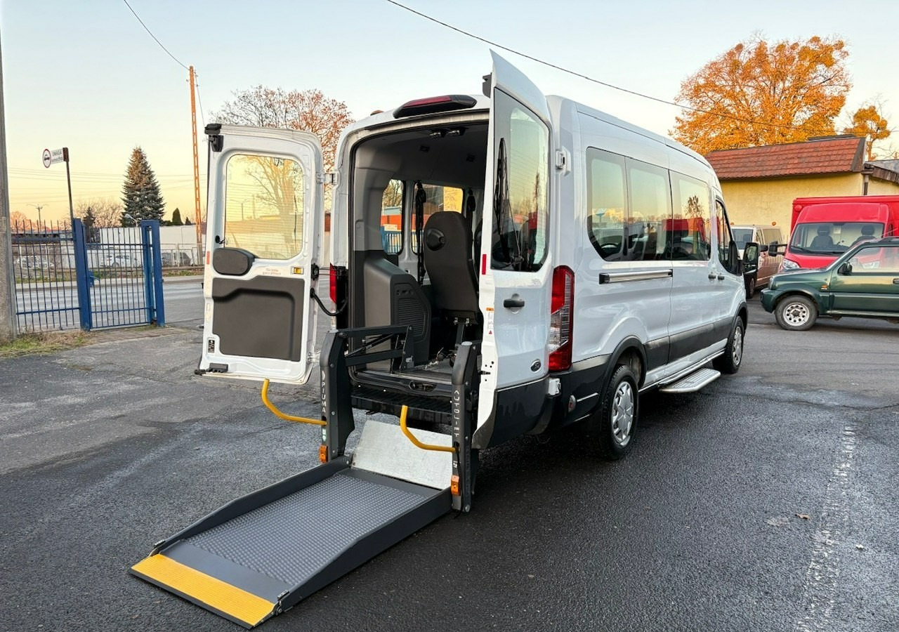 Ford Transit VIII Transit do przewozu Niepełnosprawnych 3 Wózki inwalida Rrampa 2020 - Automobil: slika 4 Ford Transit VIII Transit do przewozu Niepełnosprawnych 3 Wózki inwalida Rrampa 2020 - Automobil: slika 4
