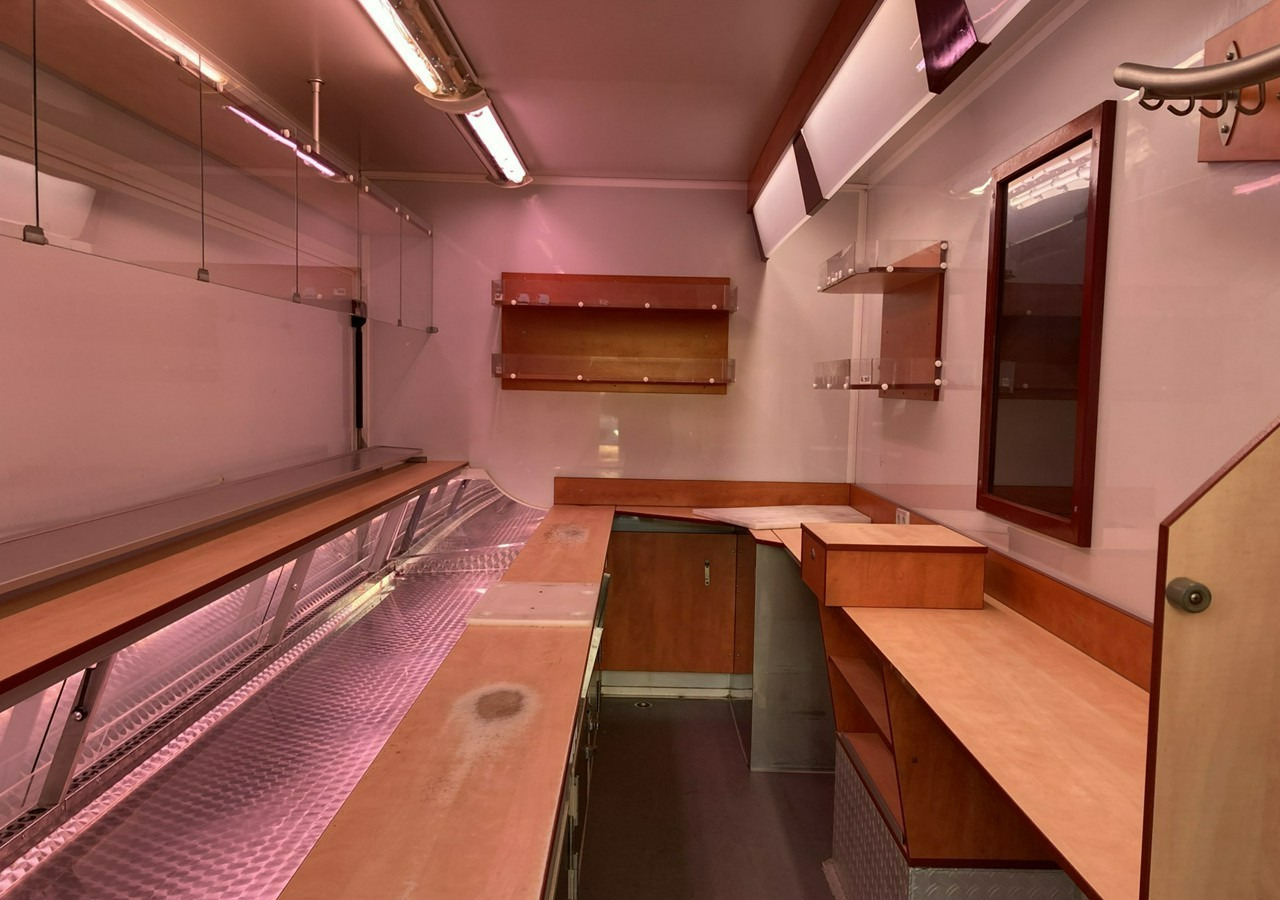 Prikolica za hrane Inna Inny Autosklep wędlin Gastronomiczna food truck foodtruck sklep 2004: slika 16 Prikolica za hrane Inna Inny Autosklep wędlin Gastronomiczna food truck foodtruck sklep 2004: slika 16