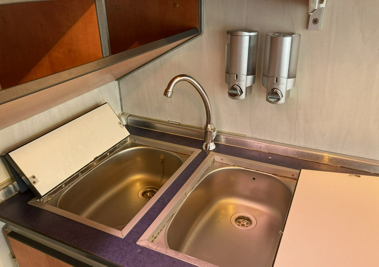 Prikolica za hrane Inna Inny Autosklep wędlin Gastronomiczna food truck foodtruck sklep bar 2000: slika 8 Prikolica za hrane Inna Inny Autosklep wędlin Gastronomiczna food truck foodtruck sklep bar 2000: slika 8