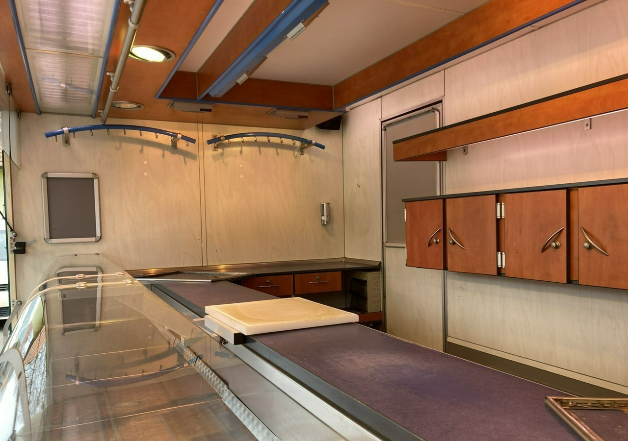 Prikolica za hrane Inna Inny Autosklep wędlin Gastronomiczna food truck foodtruck sklep bar 2000: slika 18 Prikolica za hrane Inna Inny Autosklep wędlin Gastronomiczna food truck foodtruck sklep bar 2000: slika 18