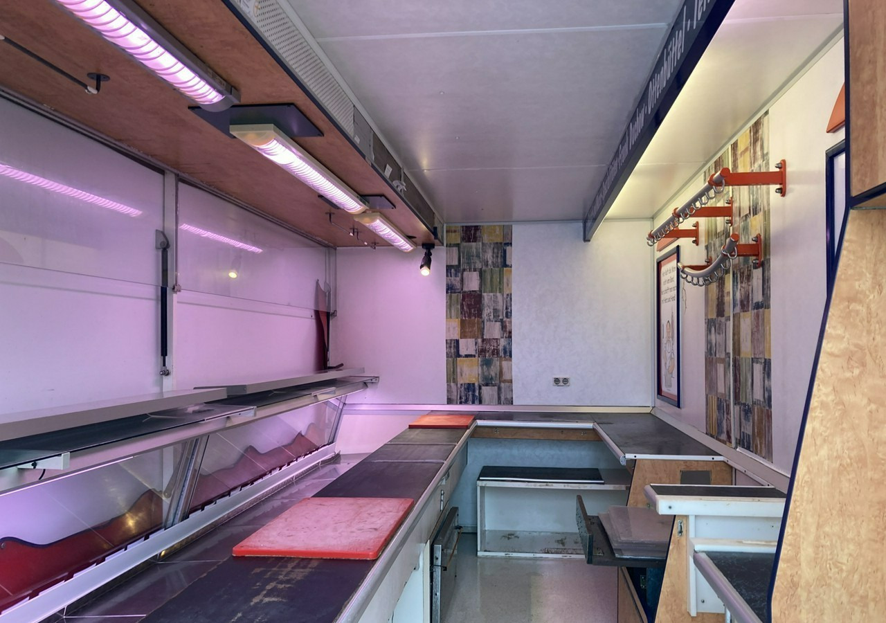 Inna Inny Autosklep wedlin Gastronomiczna food truck foodtruck sklep bar 2004 - Prikolica za hrane: slika 2 Inna Inny Autosklep wedlin Gastronomiczna food truck foodtruck sklep bar 2004 - Prikolica za hrane: slika 2