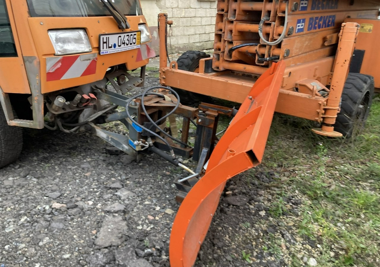 Inna Inny Hansa 4X4 pług posypywarka wywrotka - Vozilo za čišćenje snega: slika 3 Inna Inny Hansa 4X4 pług posypywarka wywrotka - Vozilo za čišćenje snega: slika 3