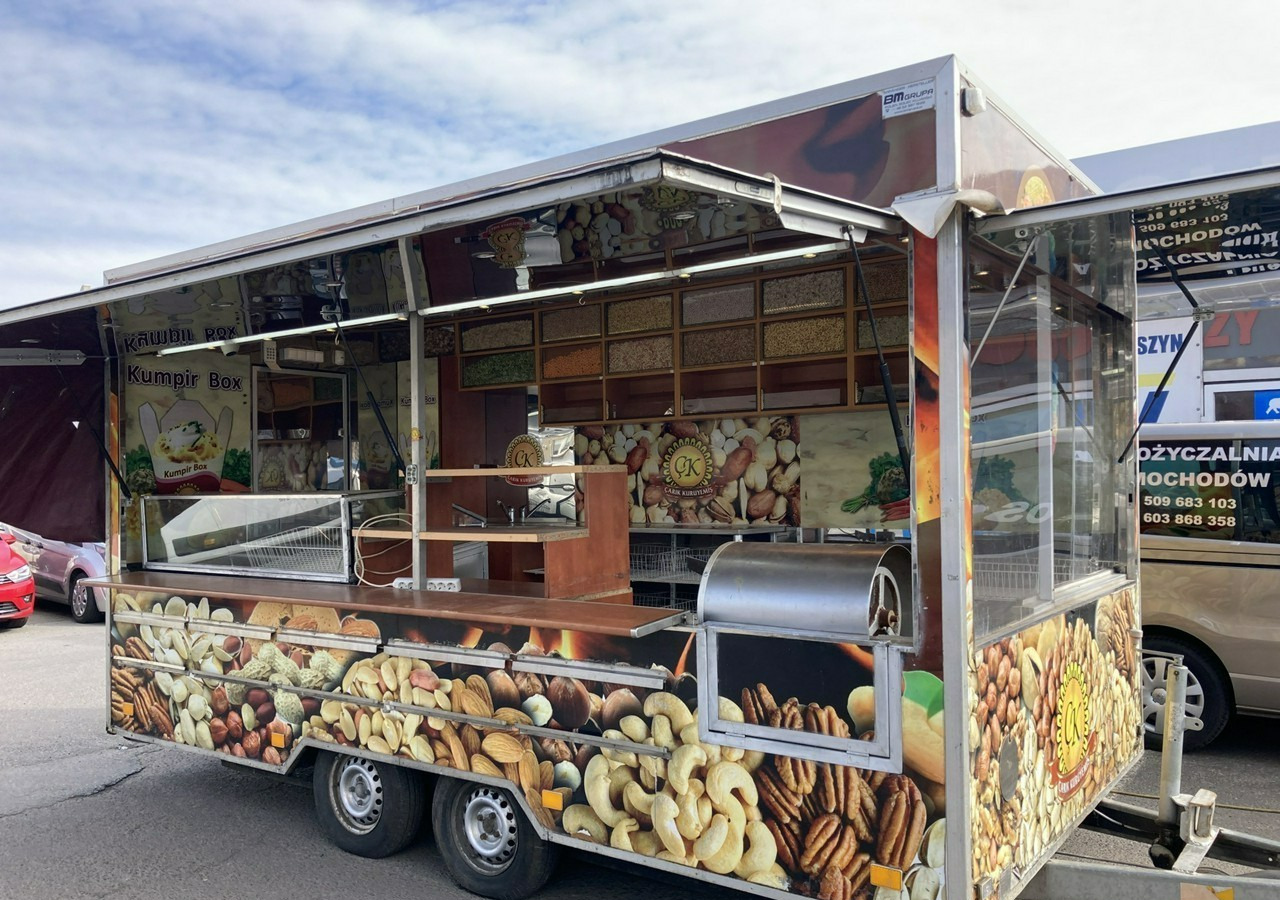Inna Inny Przyczepa Autosklep Gastronomiczny Foodtruck Food Truck Sklep 2012 - Prikolica za hrane: slika 2 Inna Inny Przyczepa Autosklep Gastronomiczny Foodtruck Food Truck Sklep 2012 - Prikolica za hrane: slika 2
