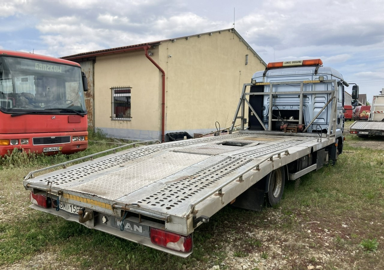 MAN TGL 8.210 Pomoc drogowa Autolaweta x 2 MAN TGL 8.210 Pomoc drogowa Autolaweta na 2 Auta 2005 - Šlep vozilo: slika 4 MAN TGL 8.210 Pomoc drogowa Autolaweta x 2 MAN TGL 8.210 Pomoc drogowa Autolaweta na 2 Auta 2005 - Šlep vozilo: slika 4