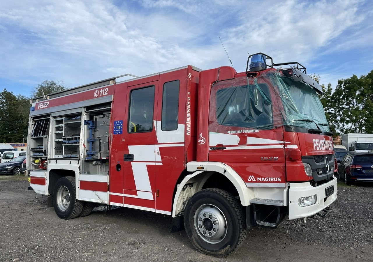 Mercedes-Benz Atego Mercedes Atego 1529 LF20 Straż Pożarna 4X4 Wóż Strażacki 6647km M201 - Vatrogasni kamion: slika 4 Mercedes-Benz Atego Mercedes Atego 1529 LF20 Straż Pożarna 4X4 Wóż Strażacki 6647km M201 - Vatrogasni kamion: slika 4