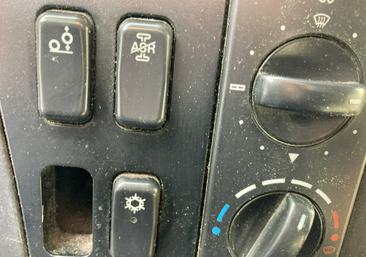 Kamion sa hidrauličnom kukom Mercedes-Benz Inny Mercedes-Benz Mercedes Axor 2543 Hakowiec bramowiec MEILLER-KIPPER Model 2009: slika 9