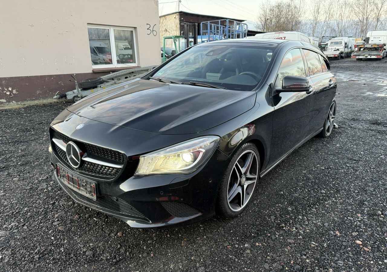 Mercedes-Benz Klasa CLA C117/X117 Mercedes-Benz Klasa CLA Mercedes CLA 250 4MATIC 2.0-210KM Bogate wyposażenie 2016 - Automobil: slika 3 Mercedes-Benz Klasa CLA C117/X117 Mercedes-Benz Klasa CLA Mercedes CLA 250 4MATIC 2.0-210KM Bogate wyposażenie 2016 - Automobil: slika 3
