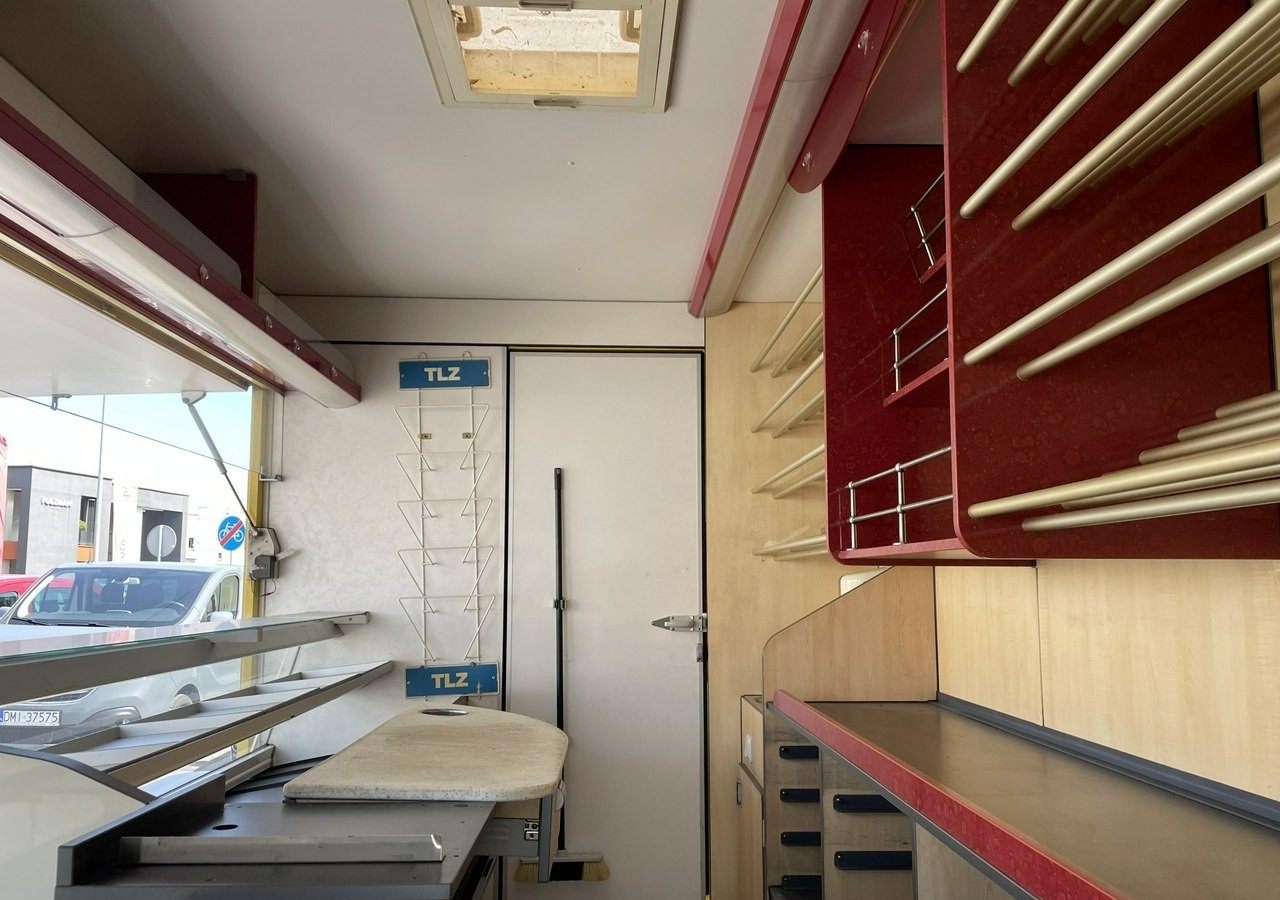Mercedes-Benz Sprinter Autosklep piec Sklep Gastronomiczny Food Truck Foodtruck bar BORCO20 - Hrana kamion: slika 5 Mercedes-Benz Sprinter Autosklep piec Sklep Gastronomiczny Food Truck Foodtruck bar BORCO20 - Hrana kamion: slika 5