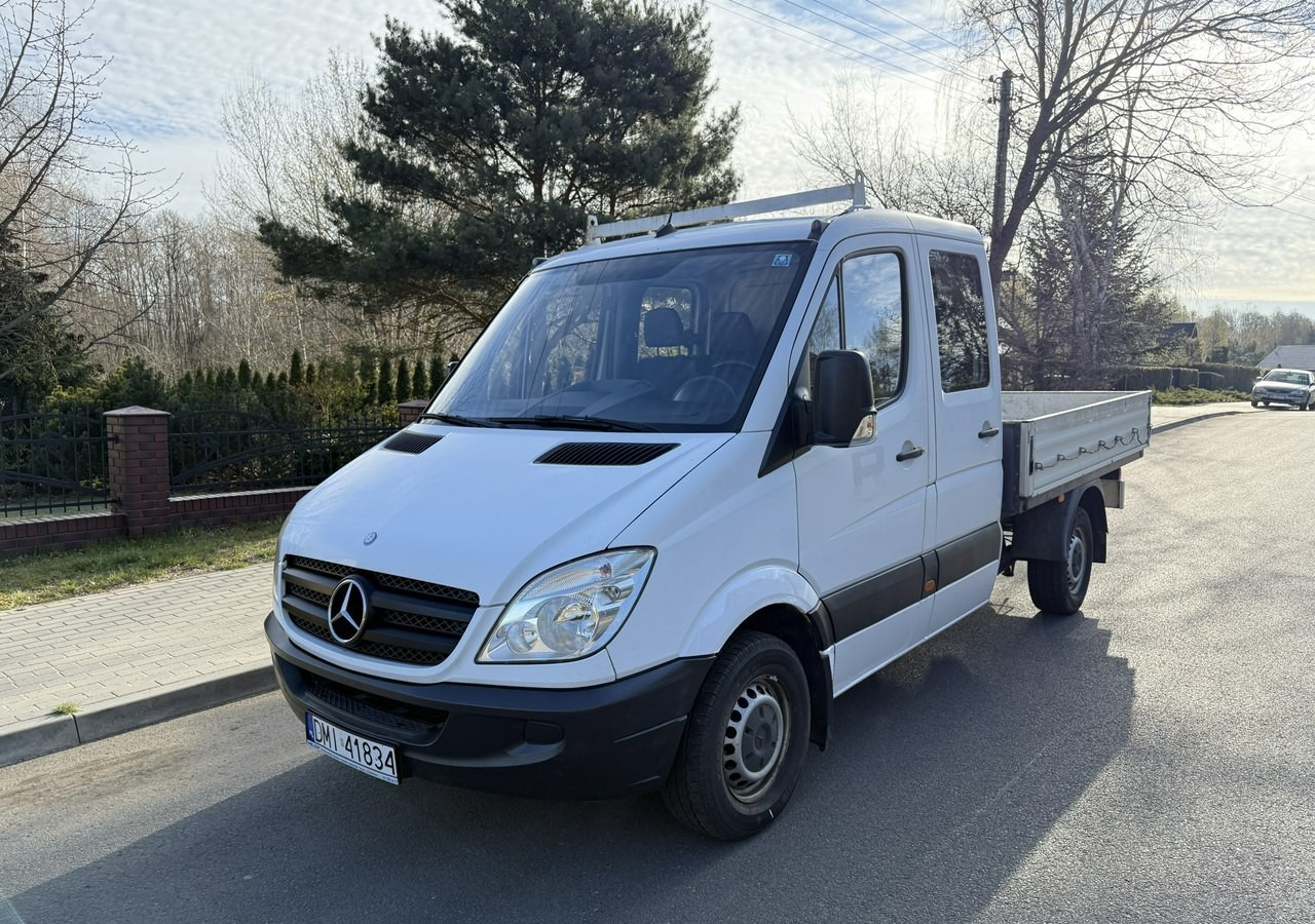 Mercedes-Benz Sprinter Sprinter 315 CDI dokka doka Brygadówka skrzynia 2007 - Dostavno vozilo s ravnom platformom, Dostavno vozilo sa duplom kabinom: slika 1 Mercedes-Benz Sprinter Sprinter 315 CDI dokka doka Brygadówka skrzynia 2007 - Dostavno vozilo s ravnom platformom, Dostavno vozilo sa duplom kabinom: slika 1