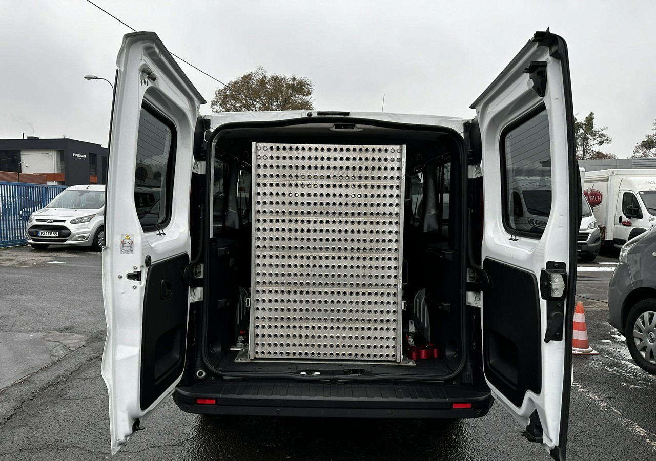 Opel Vivaro III Vivaro dla Niepełnosprawnych Inwalida Rampa 2019 PFRON - Putnički kombi: slika 4 Opel Vivaro III Vivaro dla Niepełnosprawnych Inwalida Rampa 2019 PFRON - Putnički kombi: slika 4