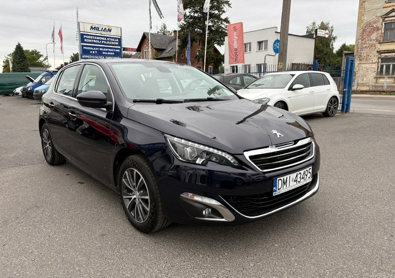 Peugeot 308 II Peugeot 308 HB 1.6HDI 85tkm FullLed Navi Klima 2016 - Hečbek: slika 2 Peugeot 308 II Peugeot 308 HB 1.6HDI 85tkm FullLed Navi Klima 2016 - Hečbek: slika 2