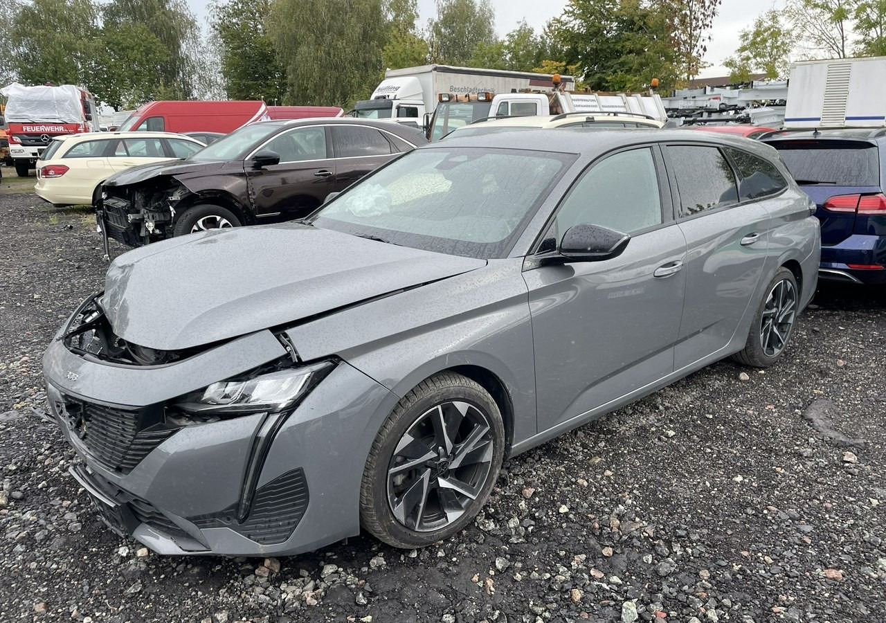Peugeot 308 P5 Peugeot 308 1.5-131KM BlueHDi Allure Pack S&S EAT8 Salon PL 2024 - Karavan: slika 5 Peugeot 308 P5 Peugeot 308 1.5-131KM BlueHDi Allure Pack S&S EAT8 Salon PL 2024 - Karavan: slika 5