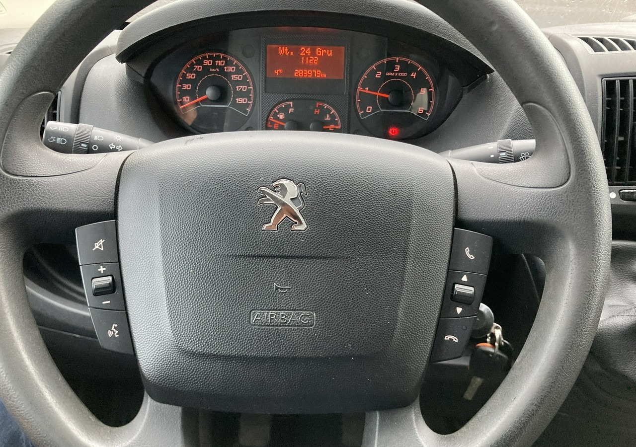 Hrana kamion Peugeot Boxer Autosklep pieczywa Gastronomiczny Food Truck Foodtruck sklep 2018: slika 16 Hrana kamion Peugeot Boxer Autosklep pieczywa Gastronomiczny Food Truck Foodtruck sklep 2018: slika 16