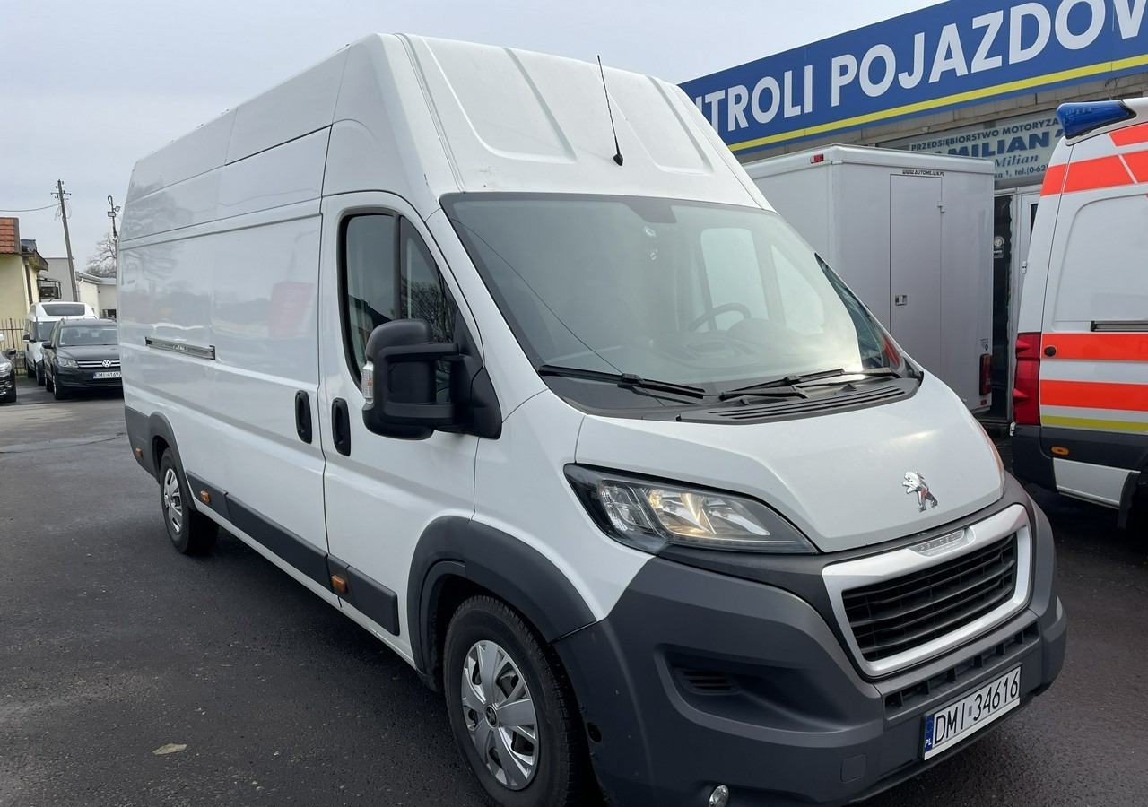 Peugeot Boxer Boxer 163KM MEGA MAX 2x podwyższany Klima Salon PL 2017 - Furgon: slika 2 Peugeot Boxer Boxer 163KM MEGA MAX 2x podwyższany Klima Salon PL 2017 - Furgon: slika 2
